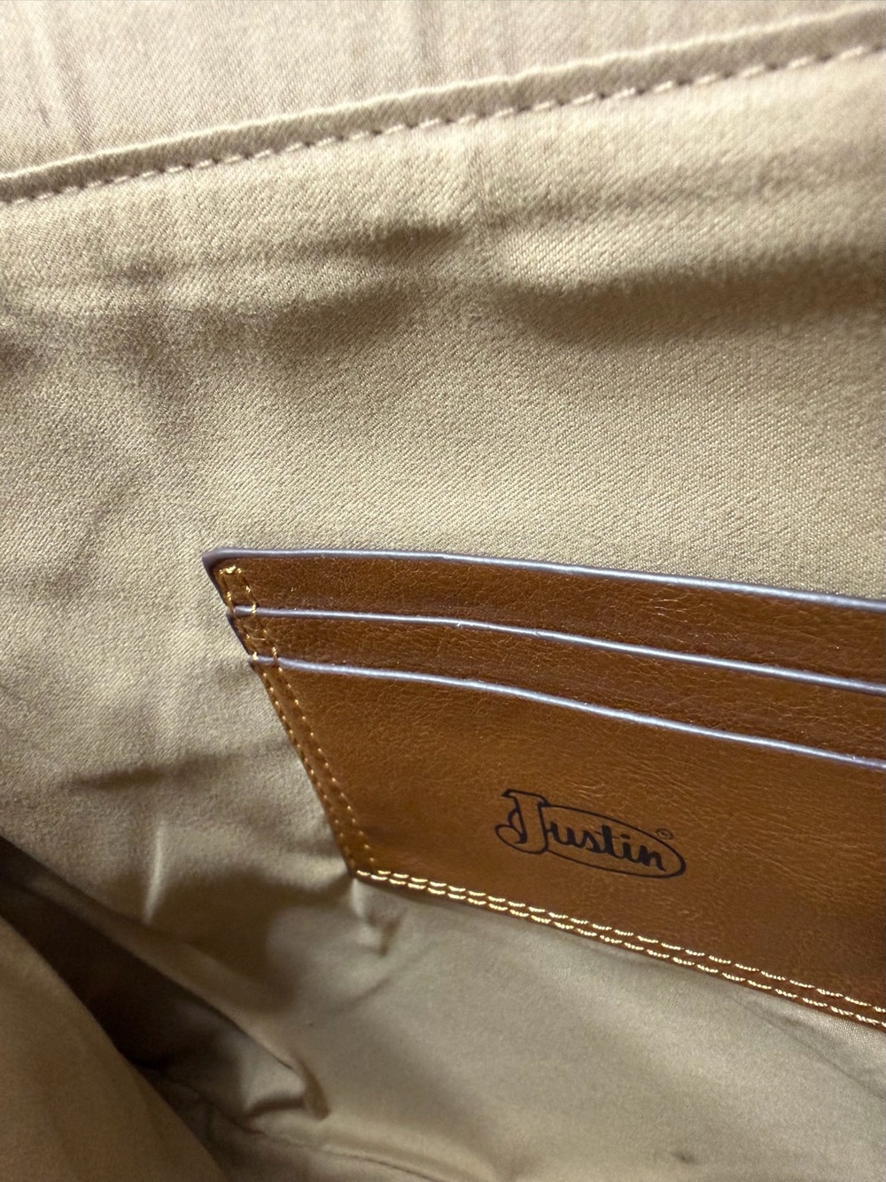 Women’s Western-style crossbody bag by Justin Boots - Picture 5 of 7